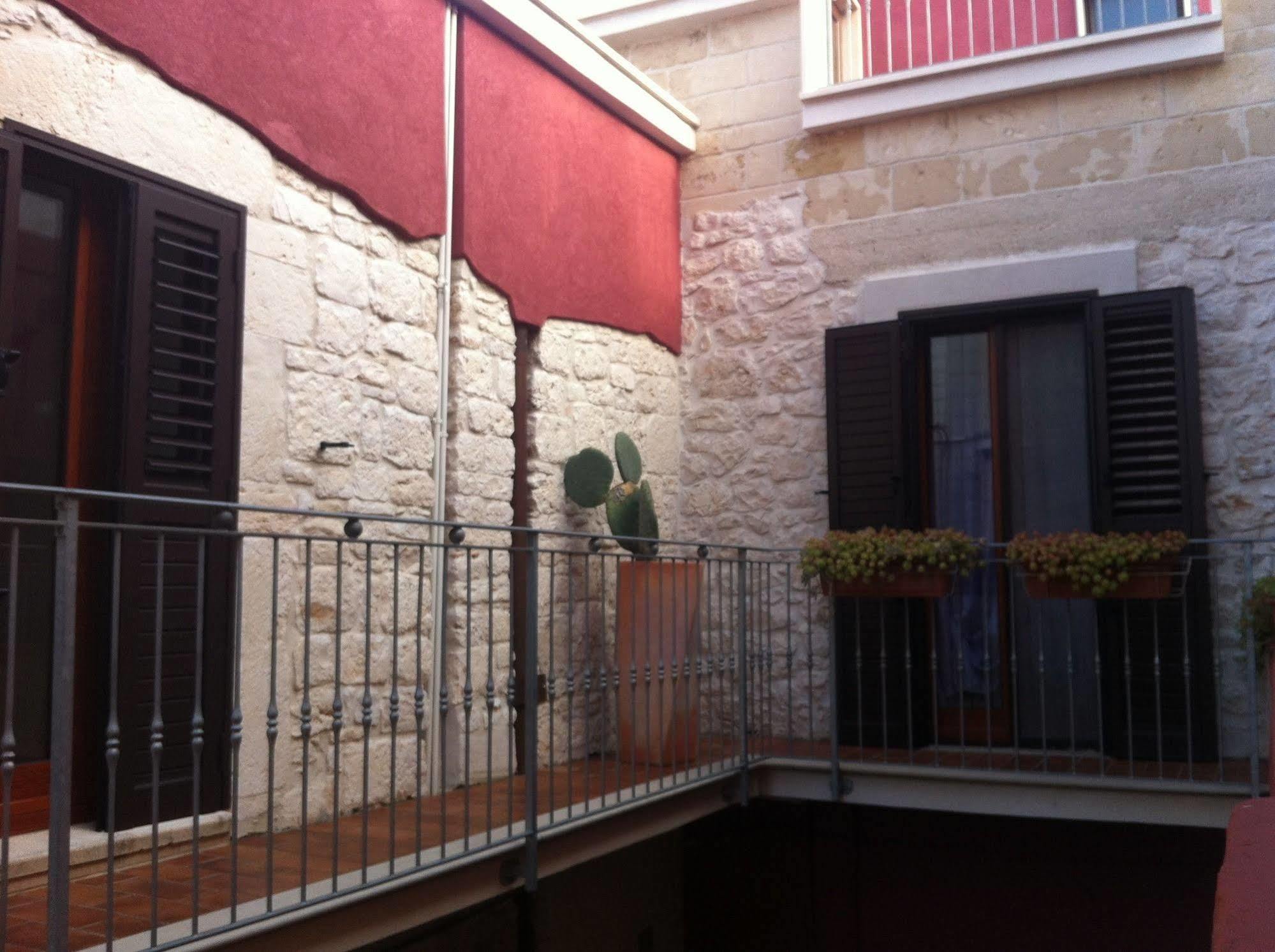 Bed and Breakfast La Rosa Blu 2 à Santeramo in Colle Extérieur photo